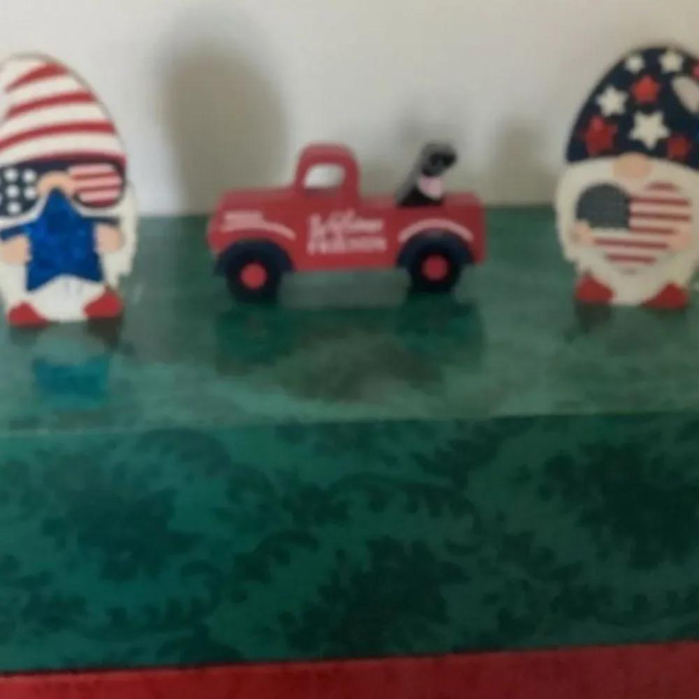 Set of 3 Patriotic Display